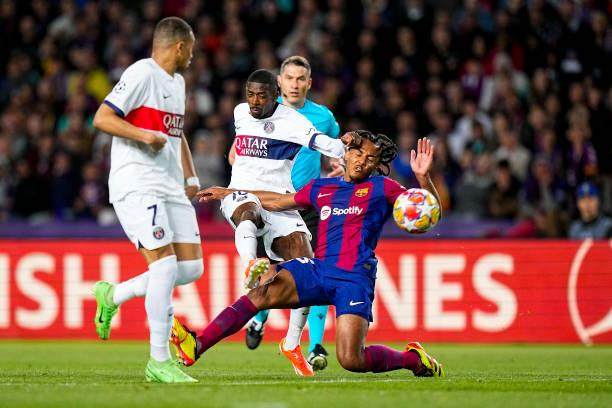 巴黎双子星导演逆转，嘘声之下登贝莱打出最佳一战