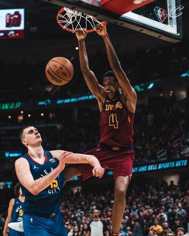 柠檬直播-TA六大奖项票选：约基奇与蒙蒂统治全部选票