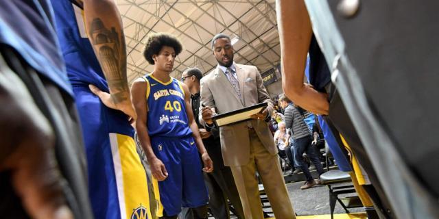 1650015320736062983.jpg 柠檬直播体育-绿军大转折背后:乌多卡展现才华 坚持传统双塔