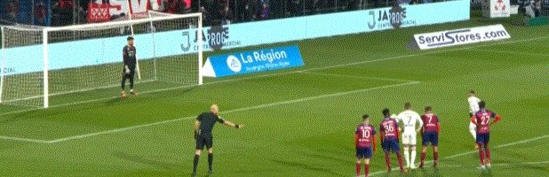 柠檬直播体育-【法甲】梅西助攻戴帽 姆巴佩内马尔均3射1传6比1胜