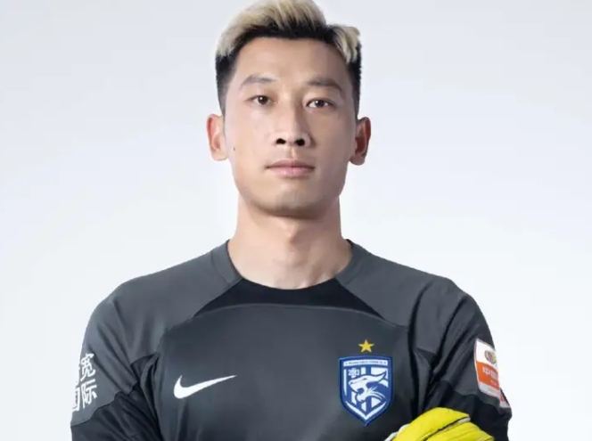 柠檬体育直播中超直播-吴飞终身禁足喊冤：足彩不是合法？但足协规定利害关系人不得下注