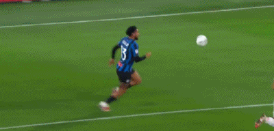 柠檬体育直播-尤文0-3亚特兰大无缘意杯四强，苏莱曼纳破门，斯卡马卡建功