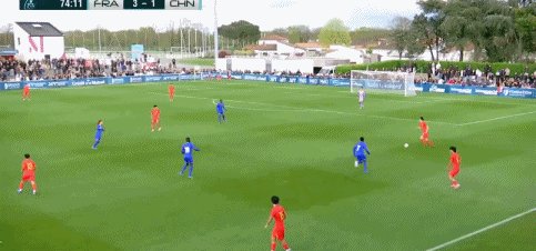1774981338087057530.gif 柠檬体育直播-蒙太古杯-刘凯源助攻吴比乐破门 U16国少1比4法国